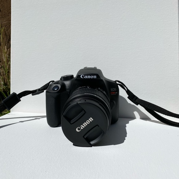 Canon camera - Picture 3 of 3